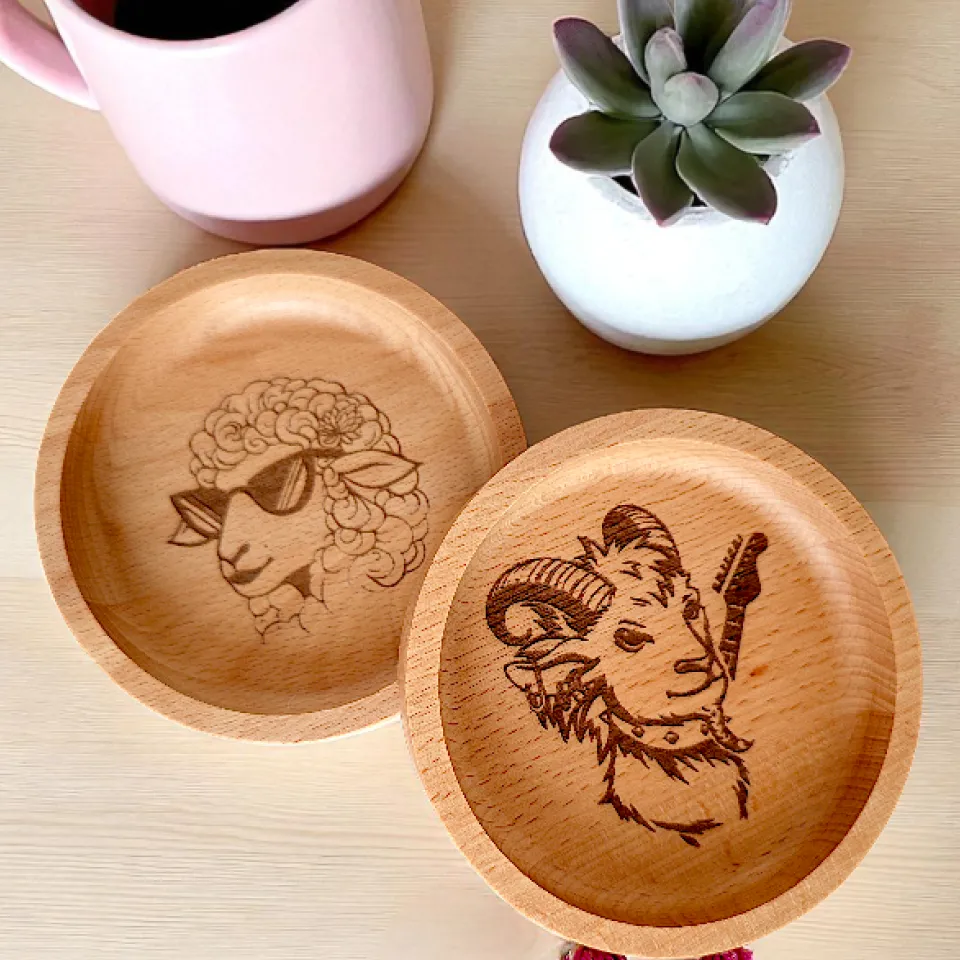 Деревянные тарелочки Козел - панк-рокер, Овца - дива!