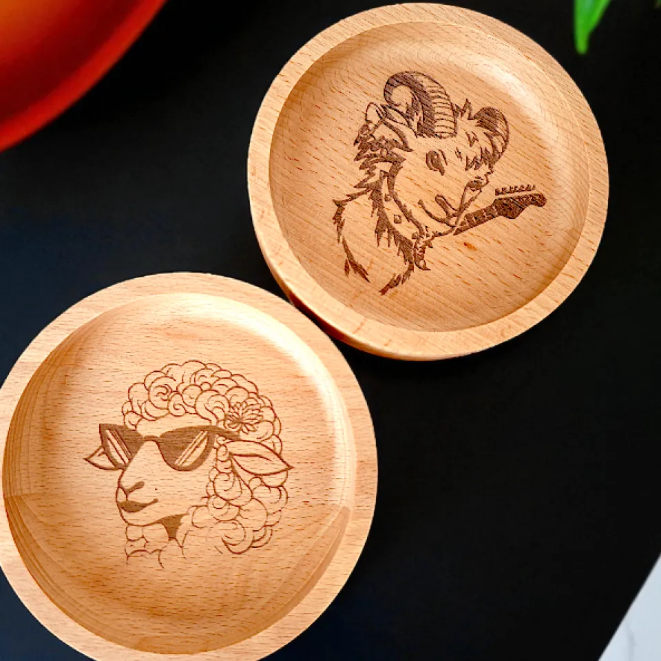 Деревянные тарелочки Козел - панк-рокер, Овца - дива!