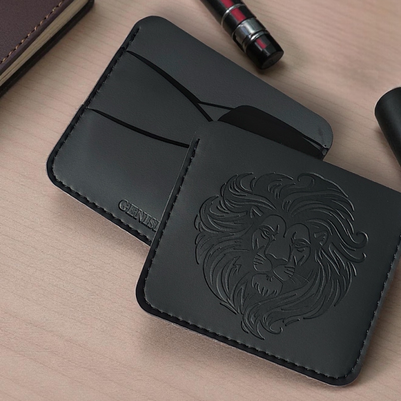 Картхолдер со львом, черный